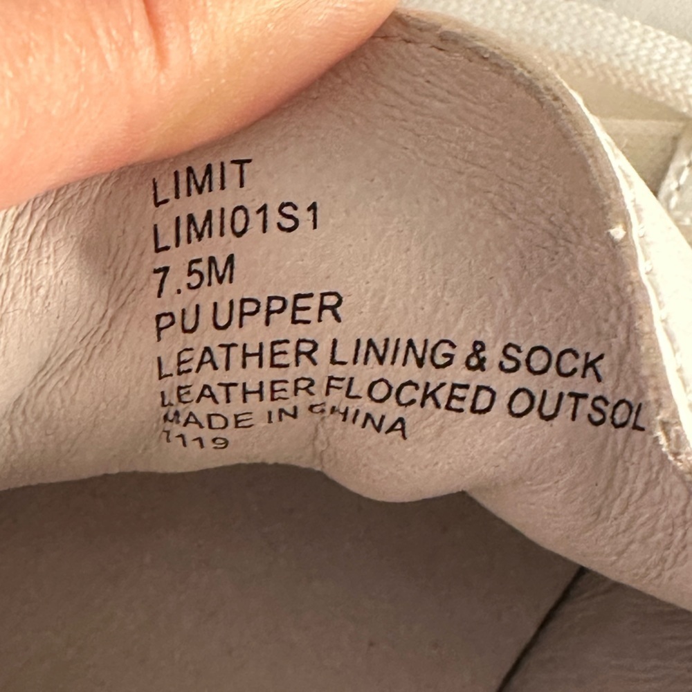 Steve Madden White Limit Leather Sneaker - Women Size-7 1/2 - Picture 7 of 8